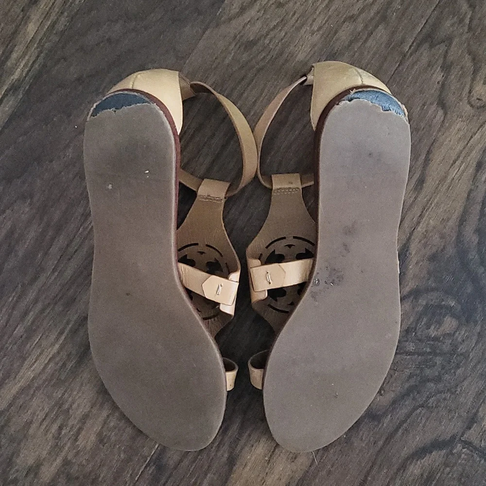 Tory Burch Zoey Leather Logo Sandal Size 8M